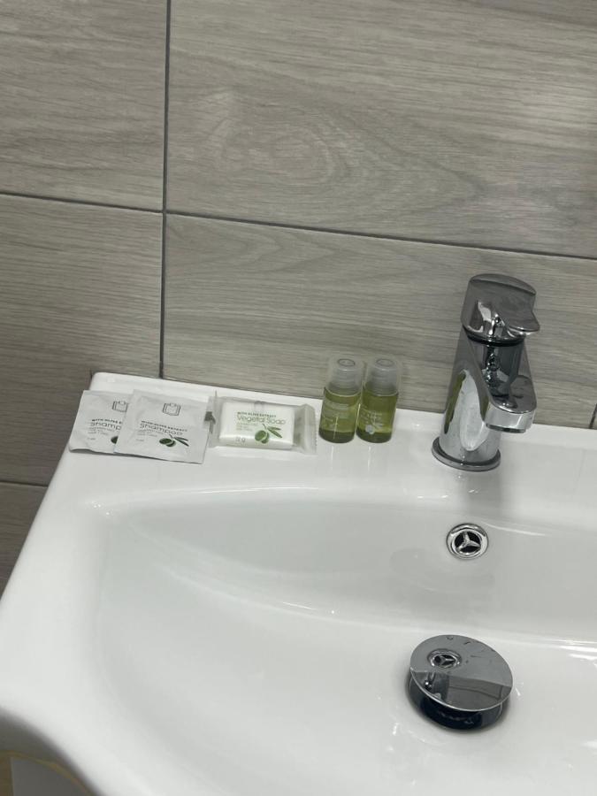 Ali Baba Rooms La Spezia Eksteriør bilde